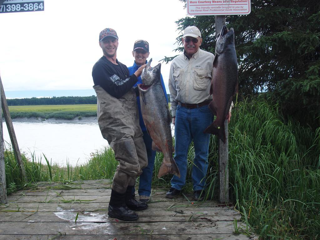 Salmon Catcher Lodge Kenai Extérieur photo